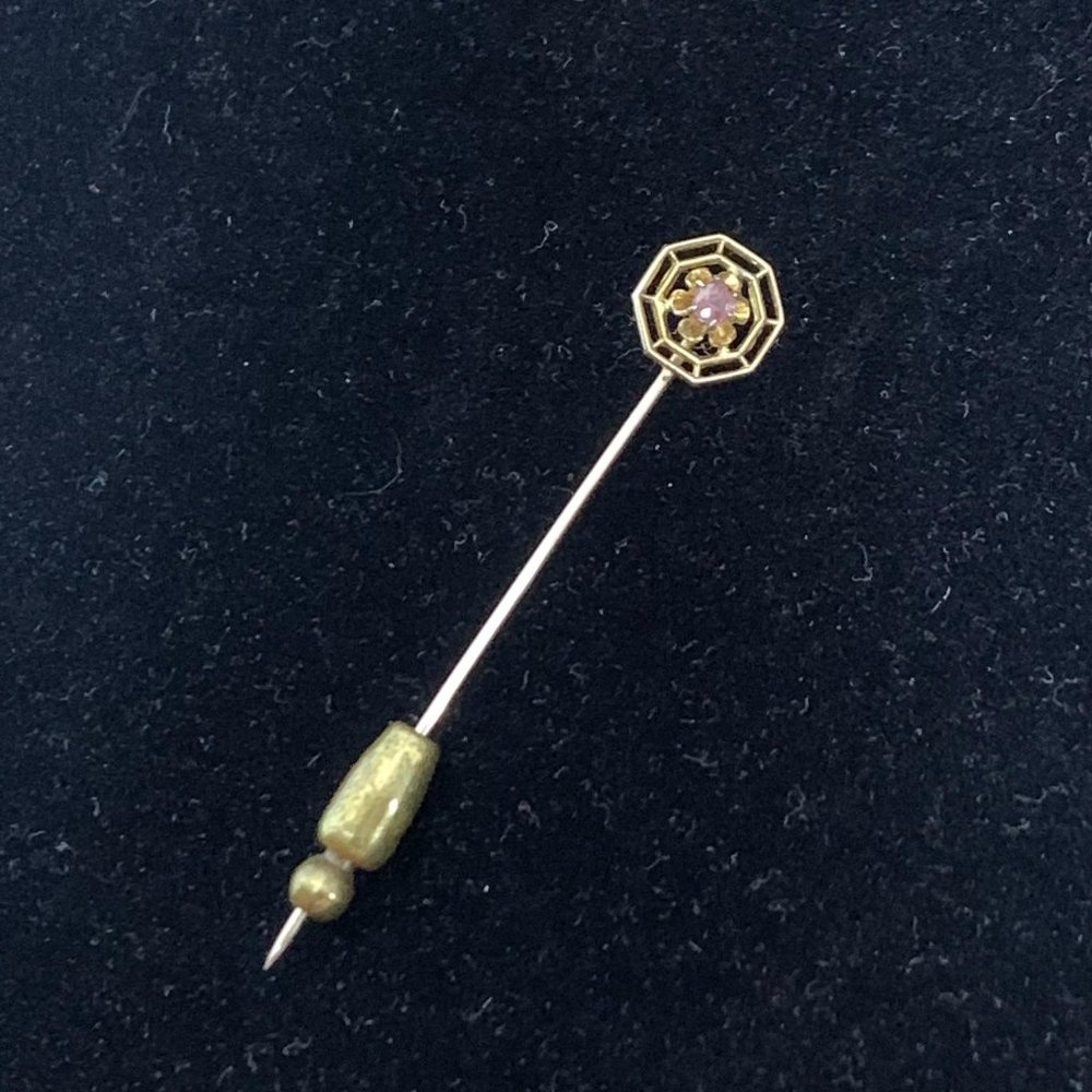 10K Yellow Gold Floral Stick Pin W/Pink Rhinestone